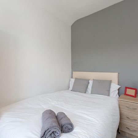 Townhouse @ Electricity Street Крю Екстер'єр фото